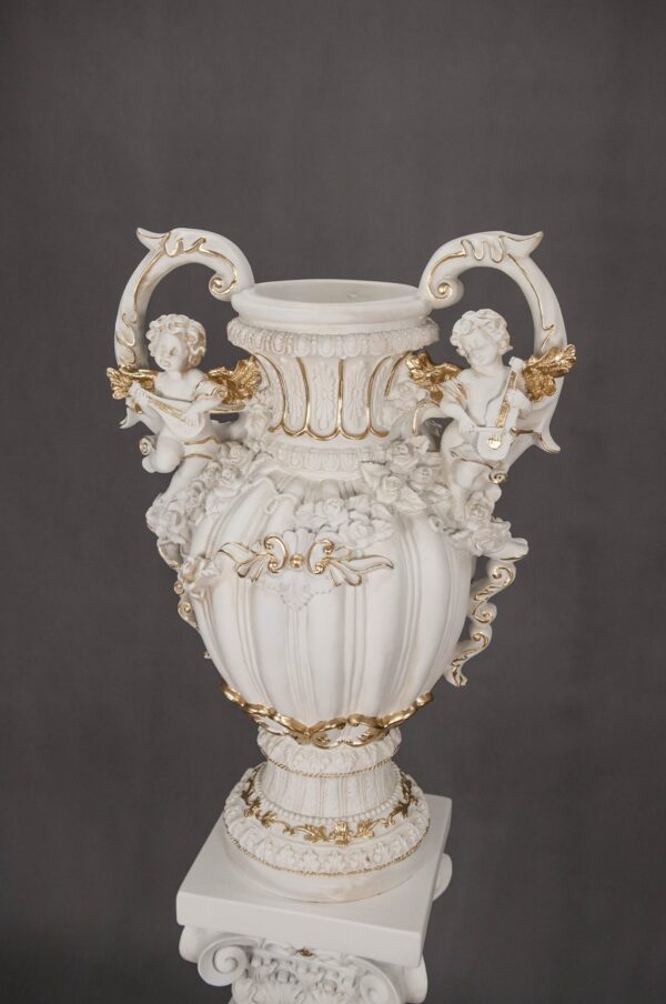 Schöne, große Vase mit Engeln 71 cm
