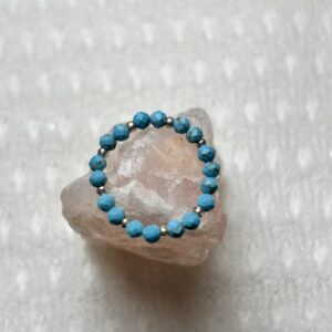 Flexibler Ring aus Magnesit.